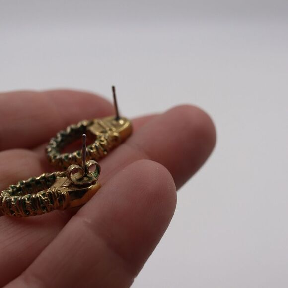 Trifari Vintage Oval Pearl Post Earrings | Oval Gold Tone Frame Costume Jewelry - Picture 6 of 9